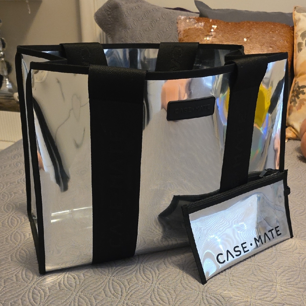 Case-Mate Reflective Silver Tote with Black Accents